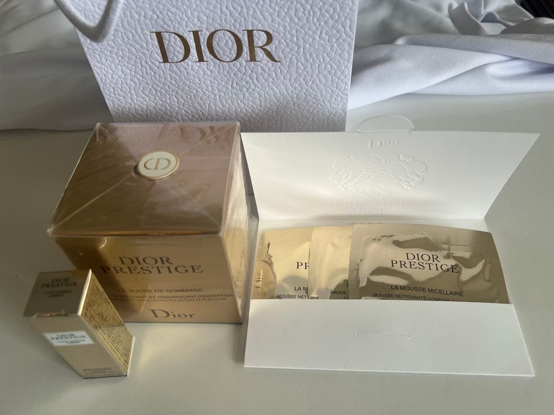 ディオールプレステージラゴマージュ もっちり肌になる人気品￼未開封新品35%オフ