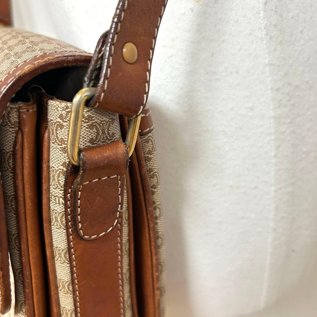 り*も様 オールドセリーヌ　ショルダーバッグ