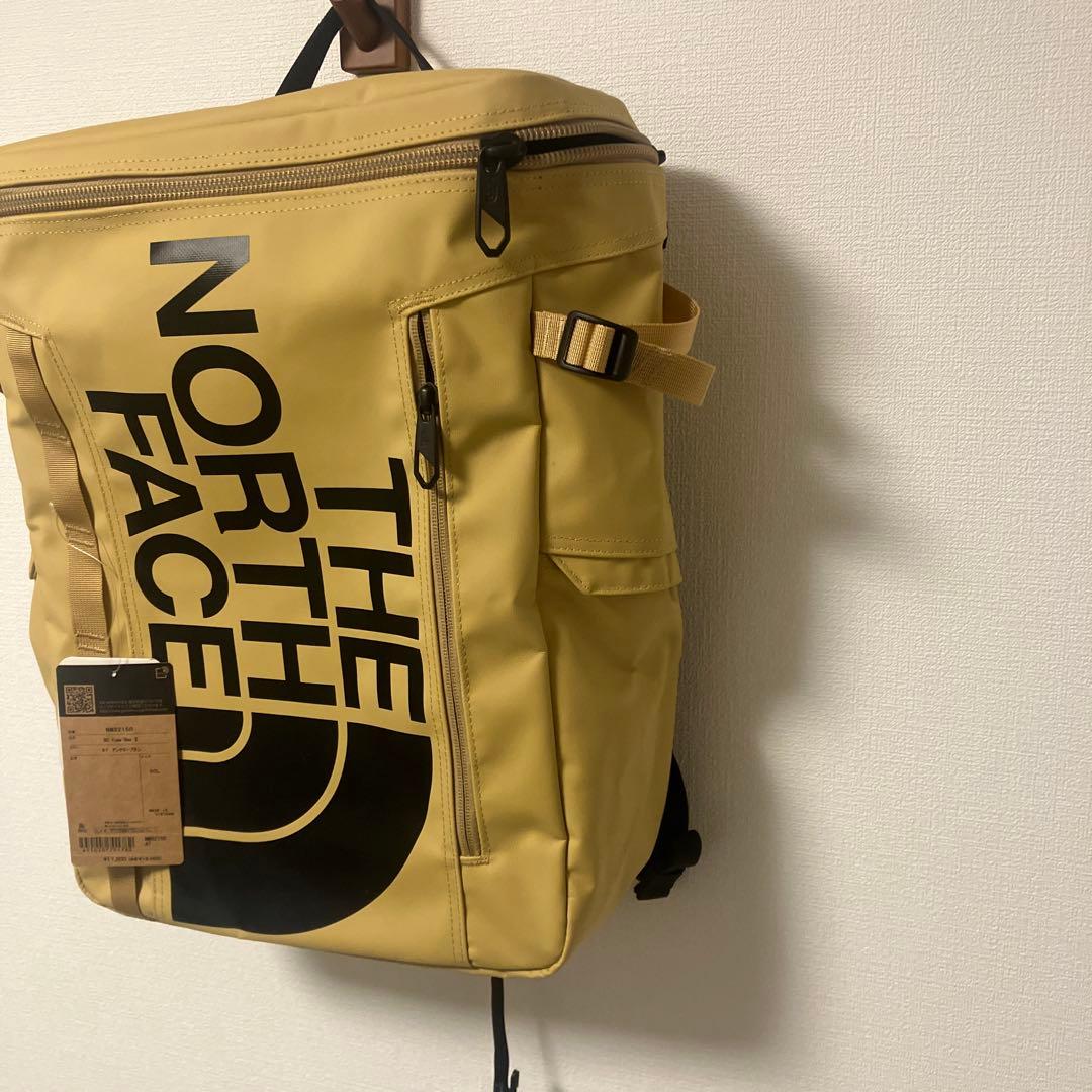 ノースフェイス 新品 ヒューズボックスnm82150 30L アンテロープタン