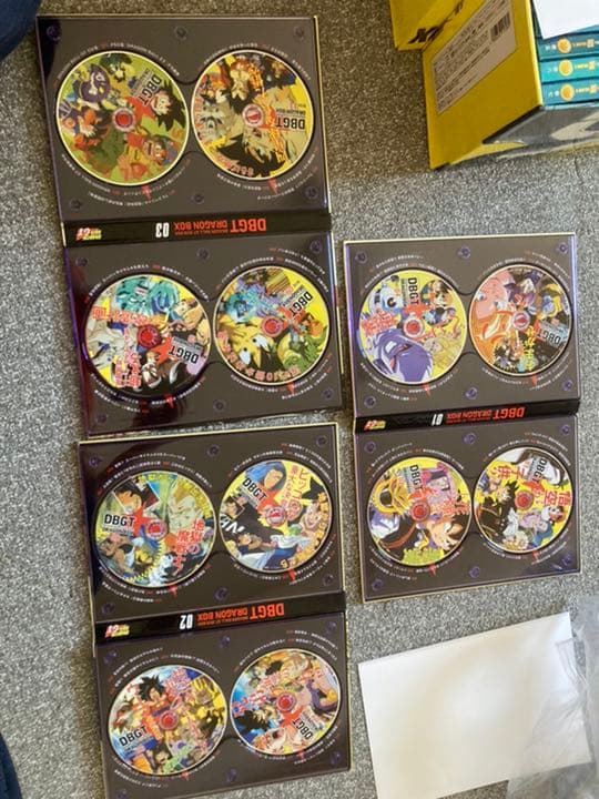 ドラゴンボール　DVD全巻　フィギュア付き　送料無理　定価70%オフ