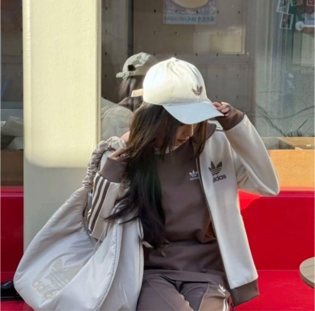 新品L女性】アディダス　トラックジャケットジャージトップ茶ベージュブラウン