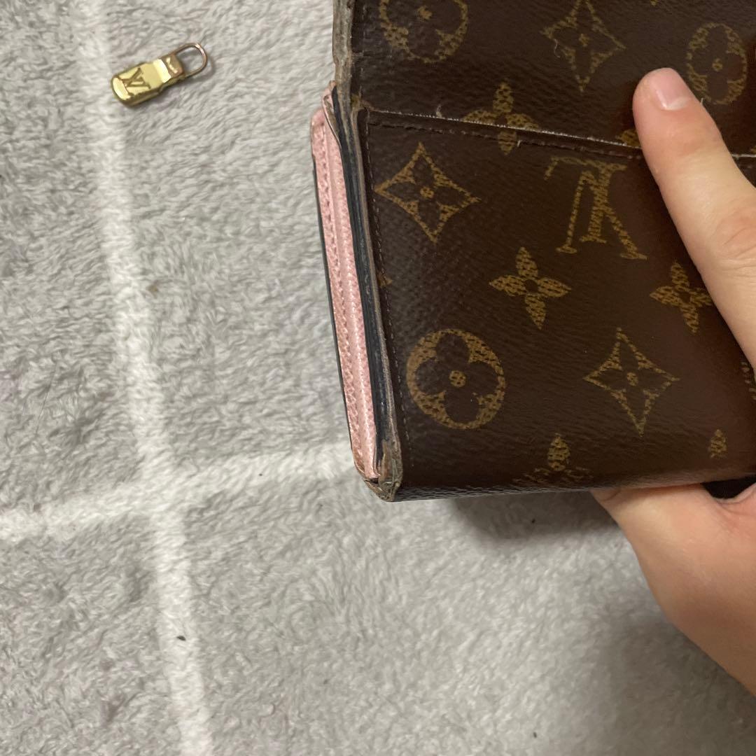 Louis Vuitton モノグラム 長財布　少し訳あり