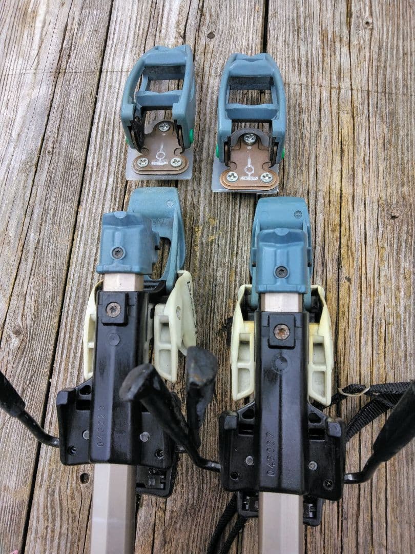 フィリッチ・ディアミール・チタナール。 バックカントリービンディング。