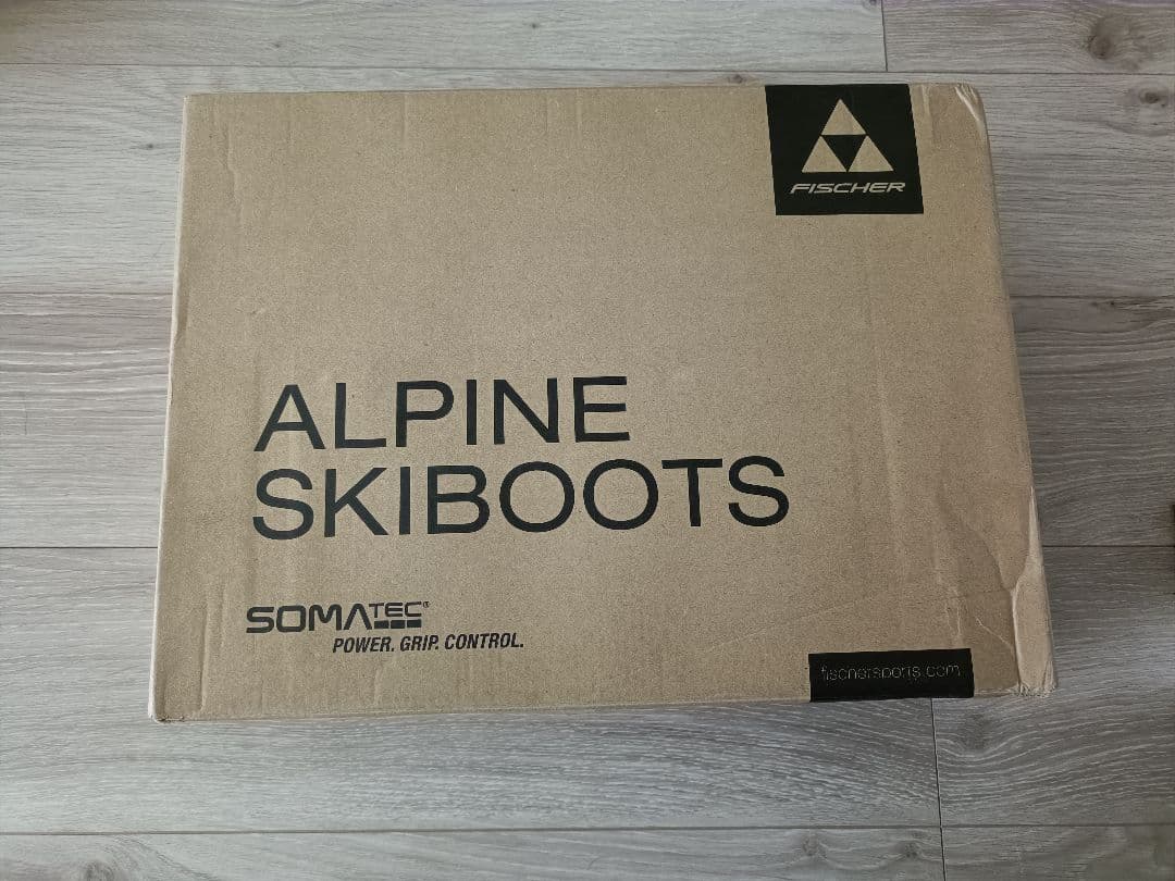 FISCHER ジュニアスキーブーツ RC4 20 19.5cm