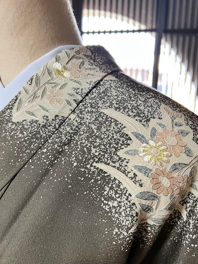 汕頭刺繍たっぷり訪問着