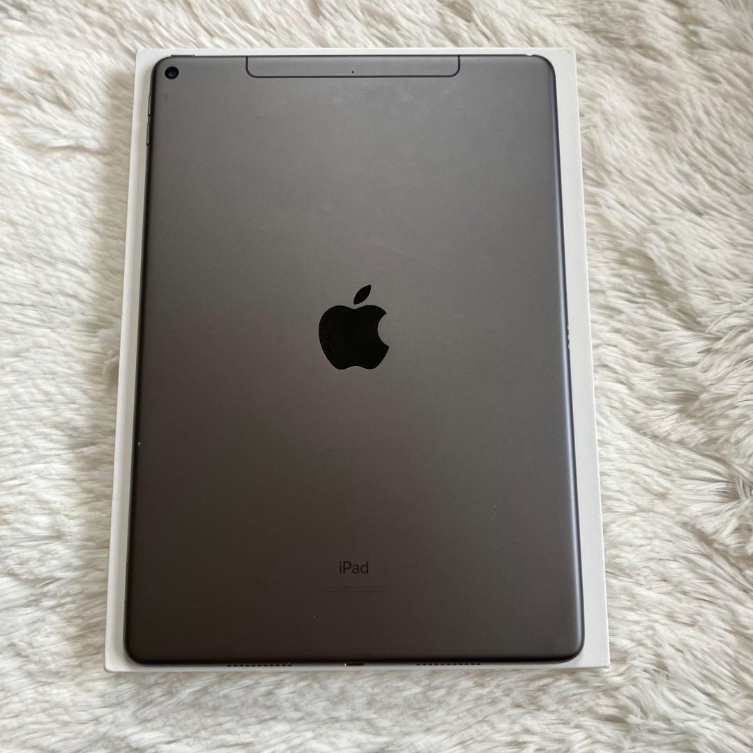 【完動品】iPad Air3 64GB SIMフリー【すぐ発送】【付属品】