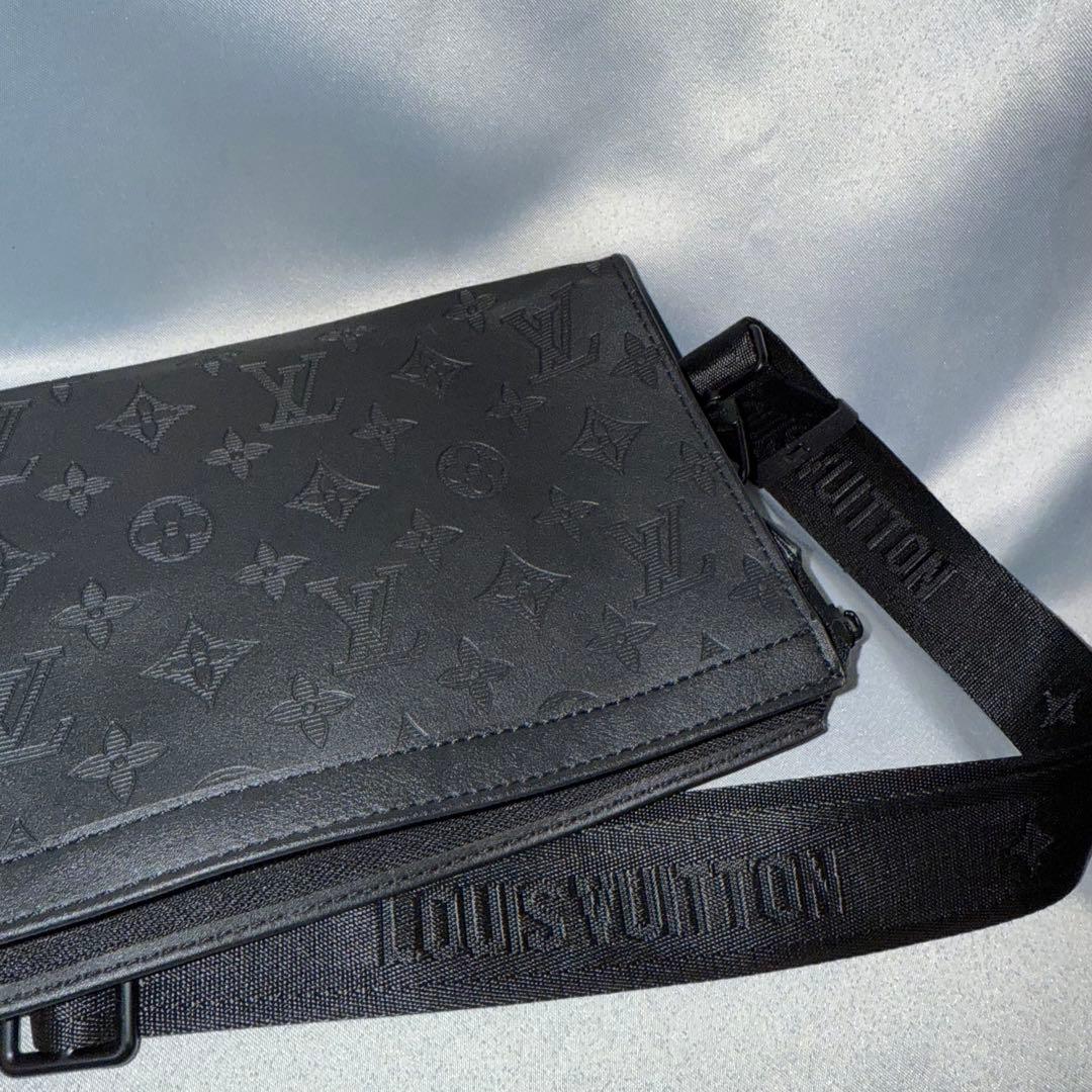 ルイ・ヴィトン　ガストン・ウェアラブルウォレット