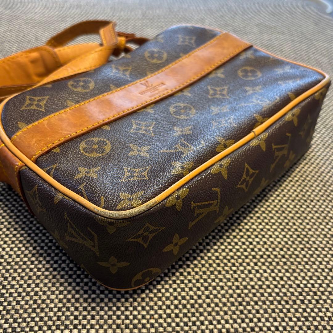 Louis Vuitton ルイ•ヴィトンモノグラム柄ショルダーバッグ