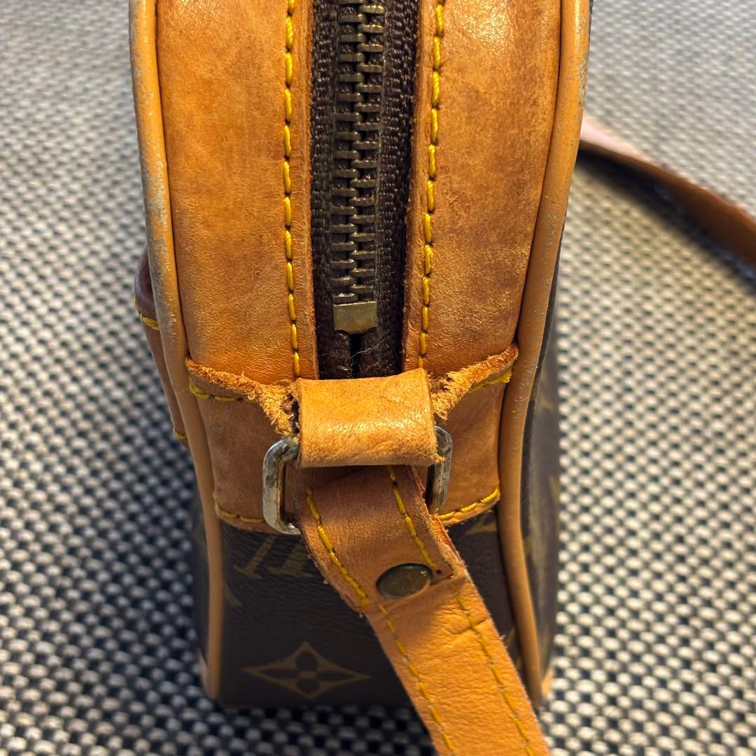 Louis Vuitton ルイ•ヴィトンモノグラム柄ショルダーバッグ