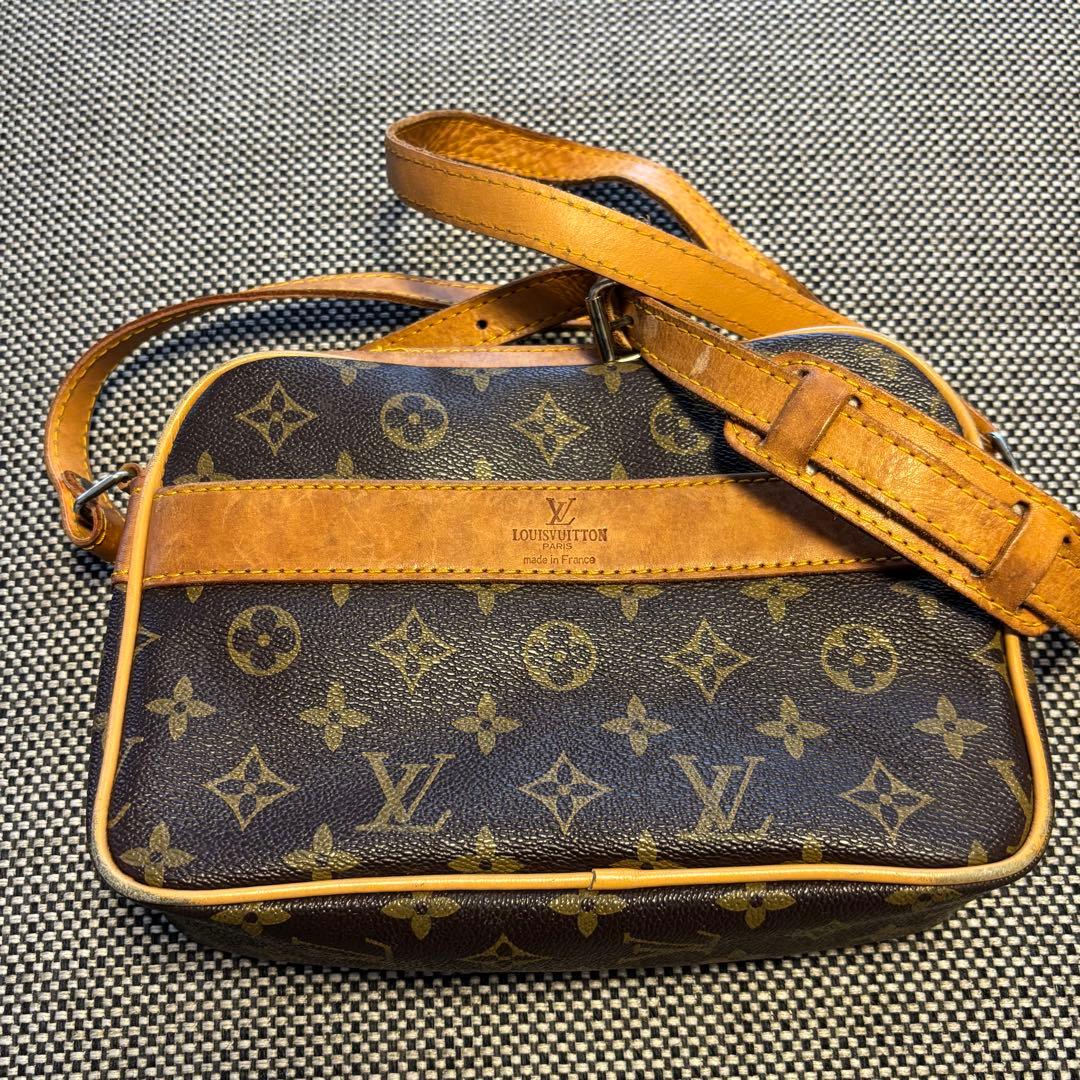 Louis Vuitton ルイ•ヴィトンモノグラム柄ショルダーバッグ