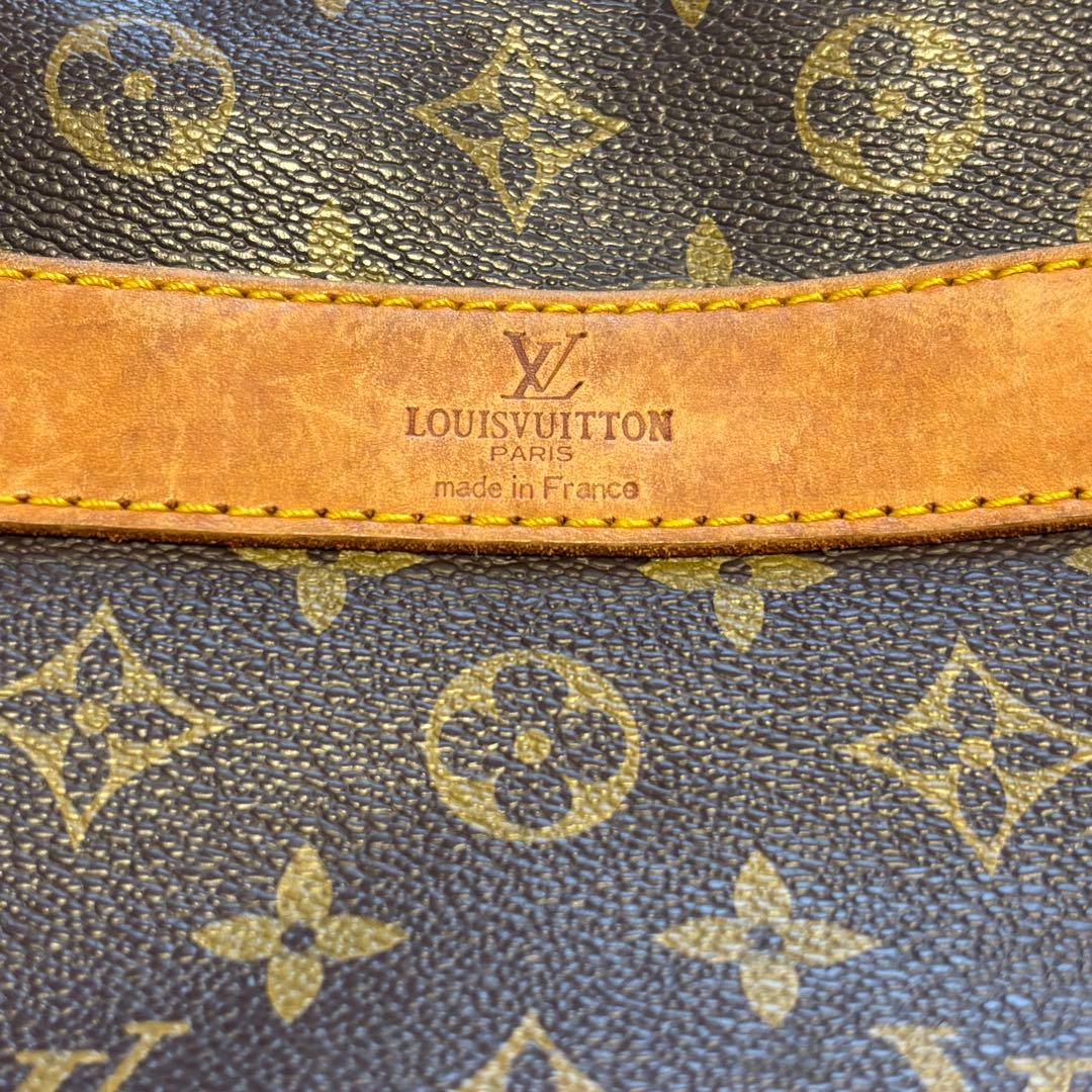 Louis Vuitton ルイ•ヴィトンモノグラム柄ショルダーバッグ