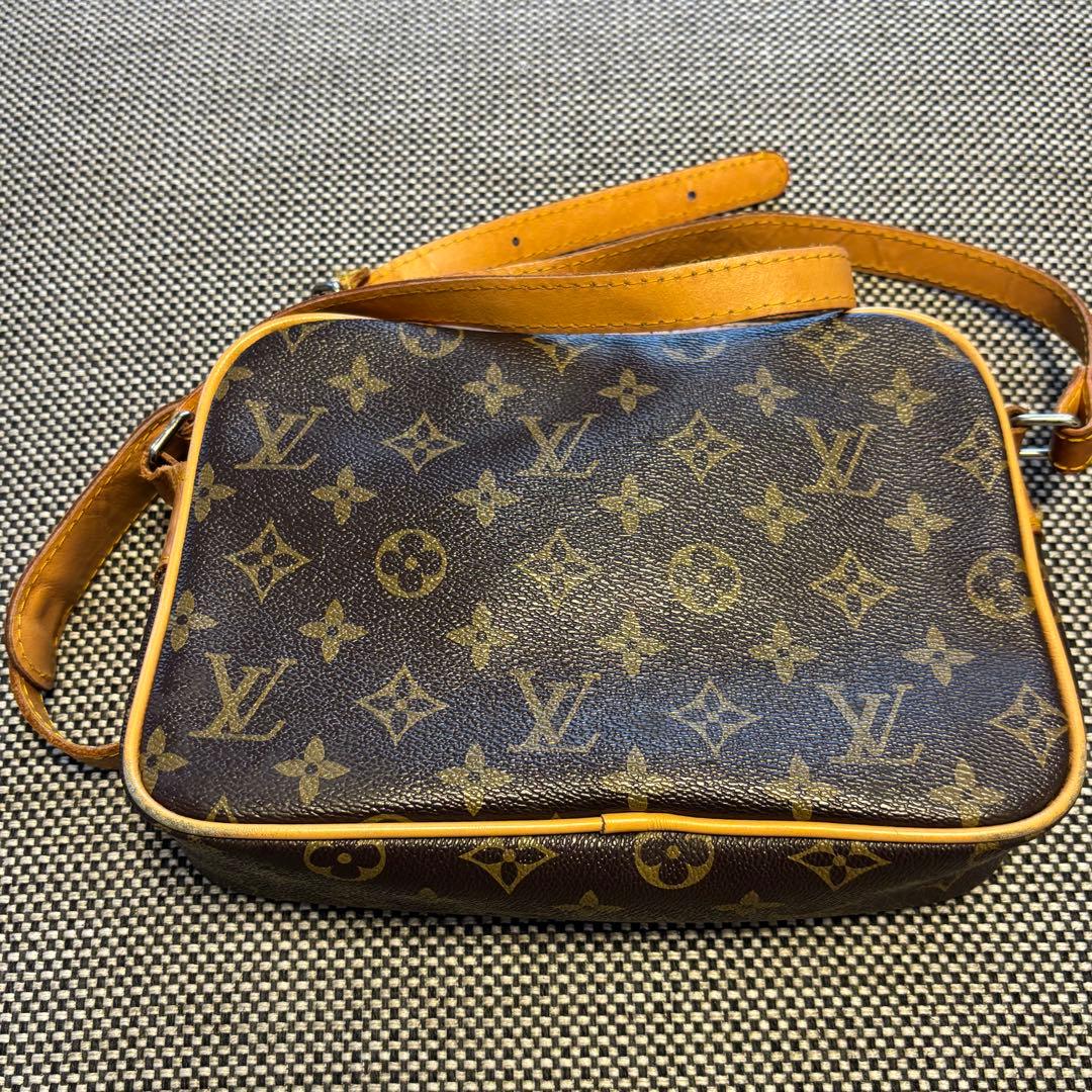Louis Vuitton ルイ•ヴィトンモノグラム柄ショルダーバッグ
