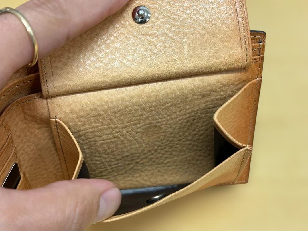 未使用プレリーPRAREブリティッシュブライドルレザー二つ折り財布★A25666