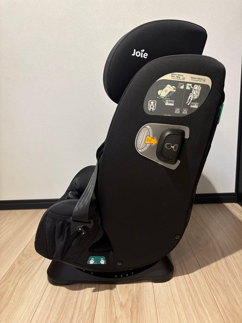 Joie 車用チャイルドシート ブラック　エブリステージR129