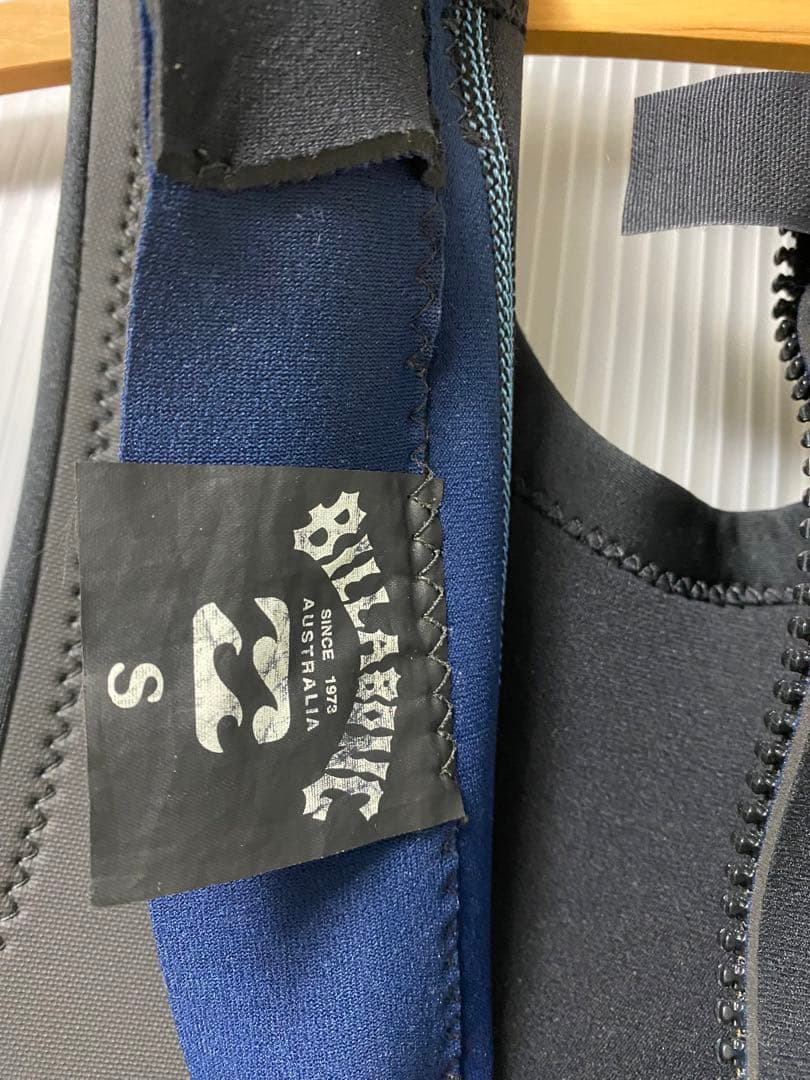 Billabong ショートジョン ブラック/ブルー