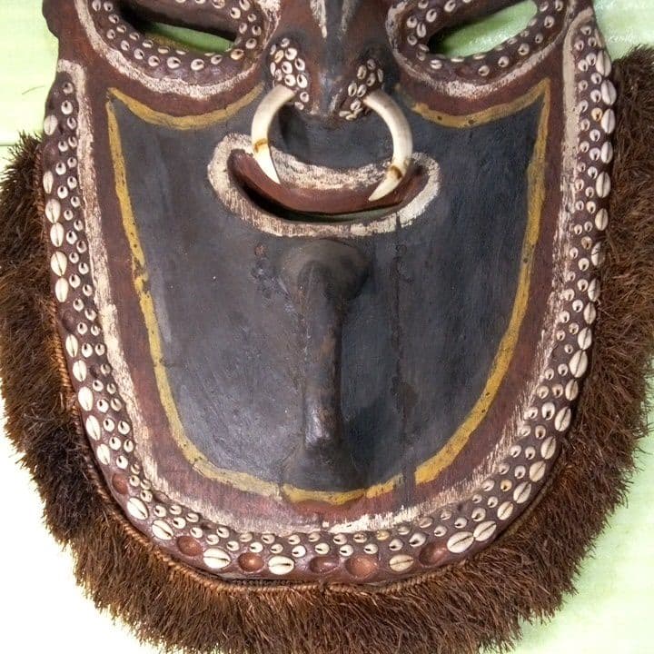 パプアニューギニア　お面　マスク　木製　木彫り　 壁掛け　置物　インテリア