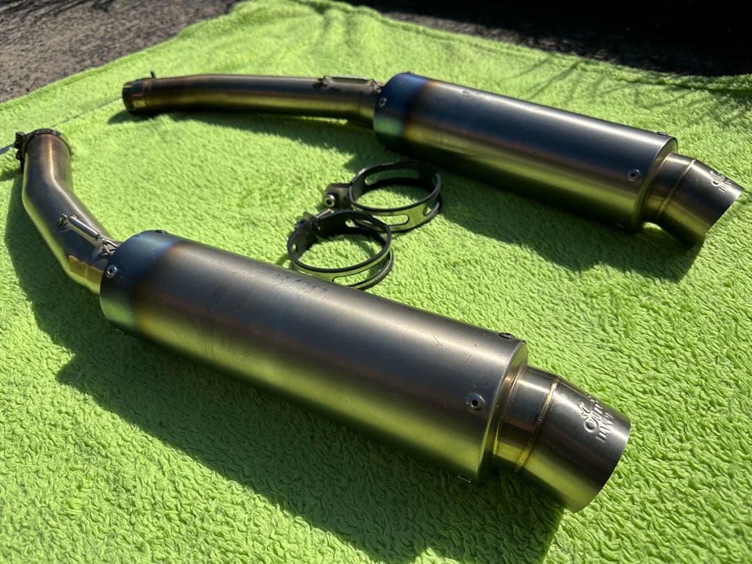 GSX1300R隼マフラー⭐︎適合年式不明⭐︎GW71Aに付けてました。