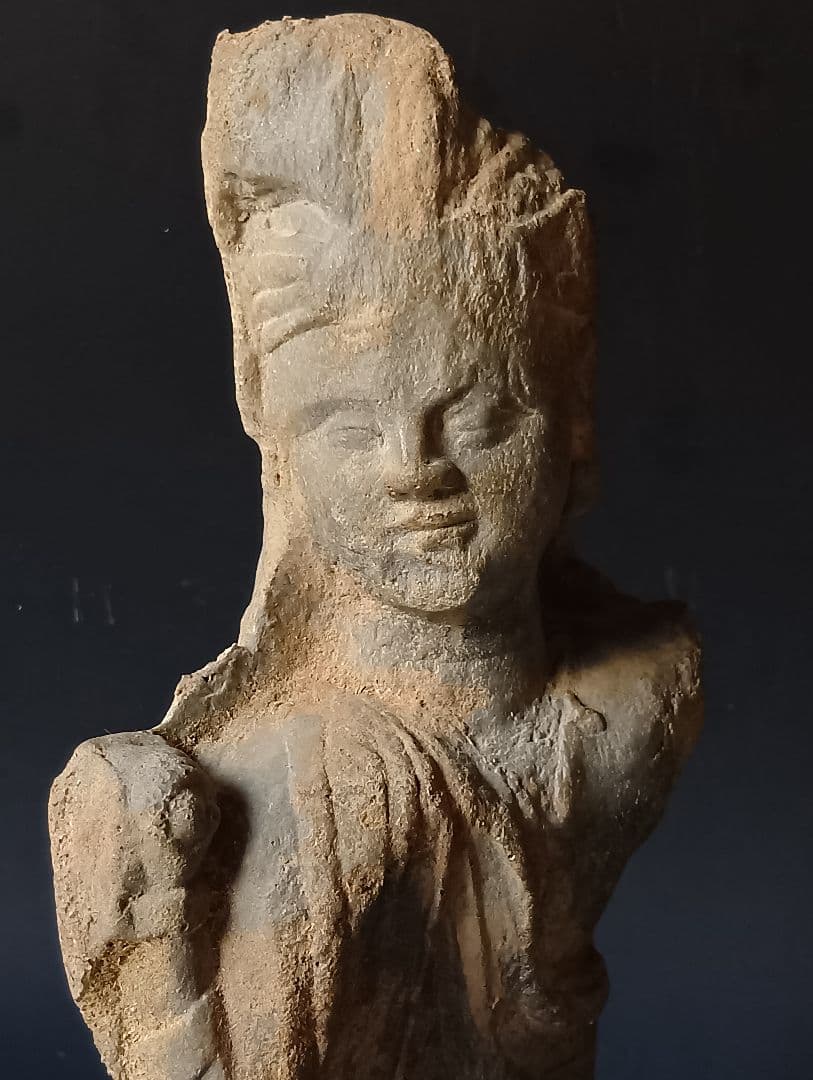 の*猫様 ガンダーラ・石仏/台座付き