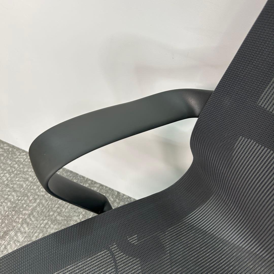 keni　Herman Miller.セトゥーチェア グレー系 メッシュ