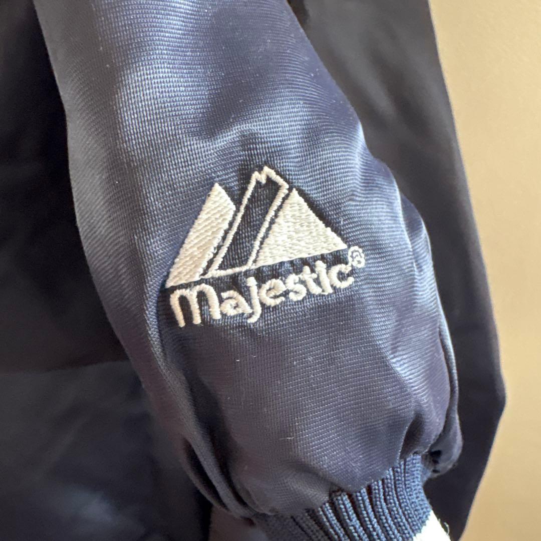 Majestic ヤンキース スタジャン 刺繍ロゴ XL ネイビー