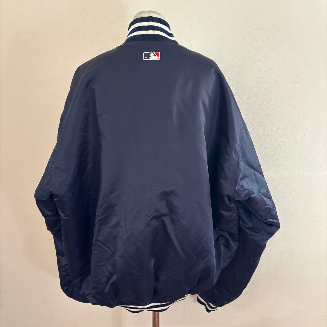 Majestic ヤンキース スタジャン 刺繍ロゴ XL ネイビー