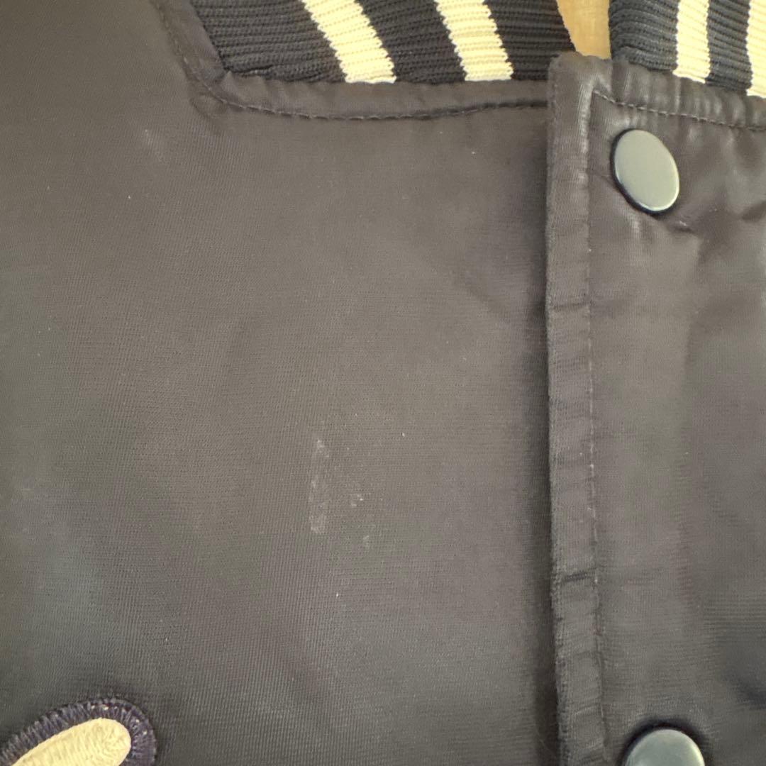 Majestic ヤンキース スタジャン 刺繍ロゴ XL ネイビー