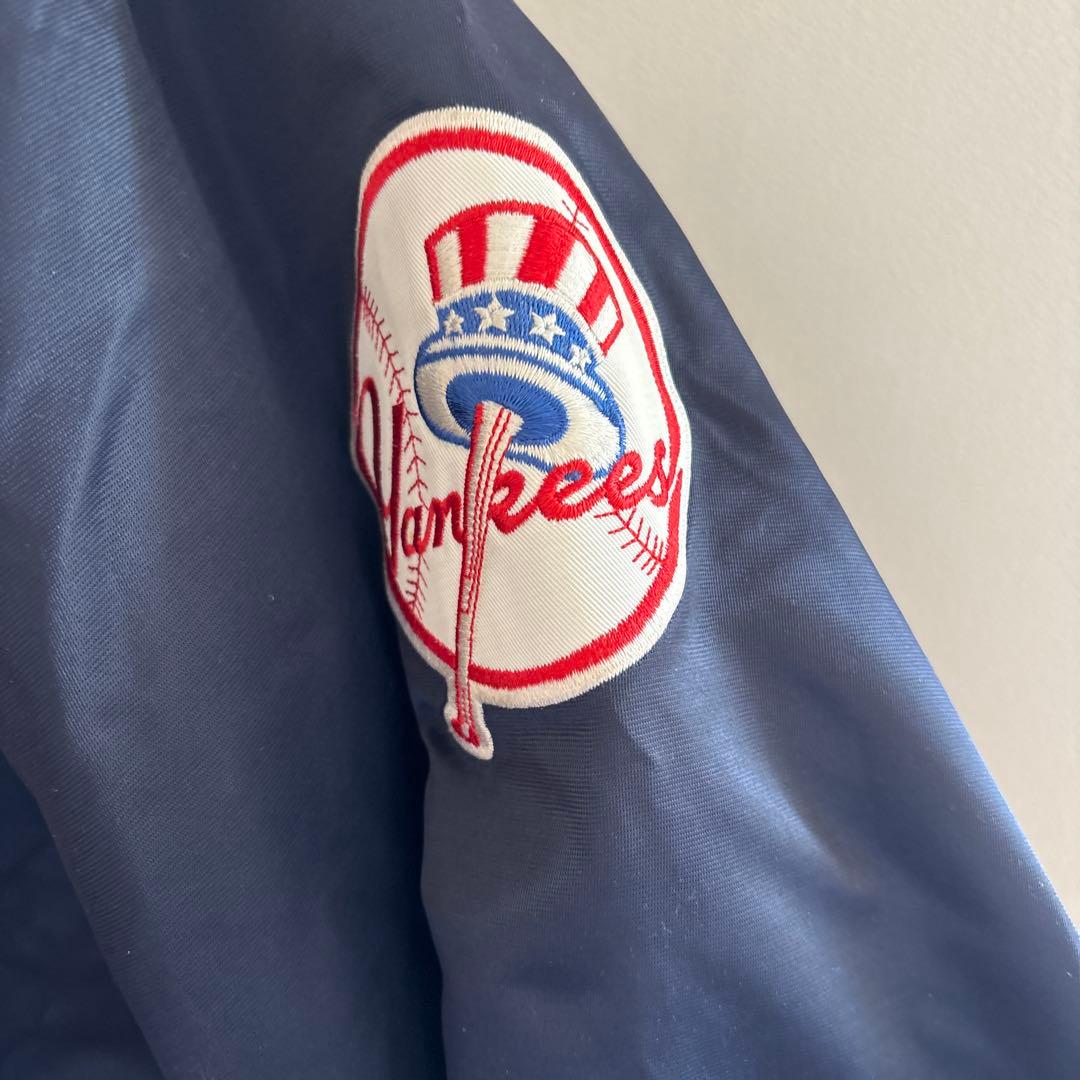 Majestic ヤンキース スタジャン 刺繍ロゴ XL ネイビー
