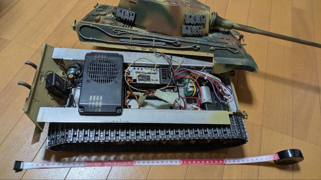 タミヤ　ラジコン　戦車　　1/16