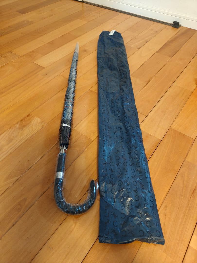 く*プ様 セリーヌ✕ノエビアノエビア化粧品　ノベルティ長傘