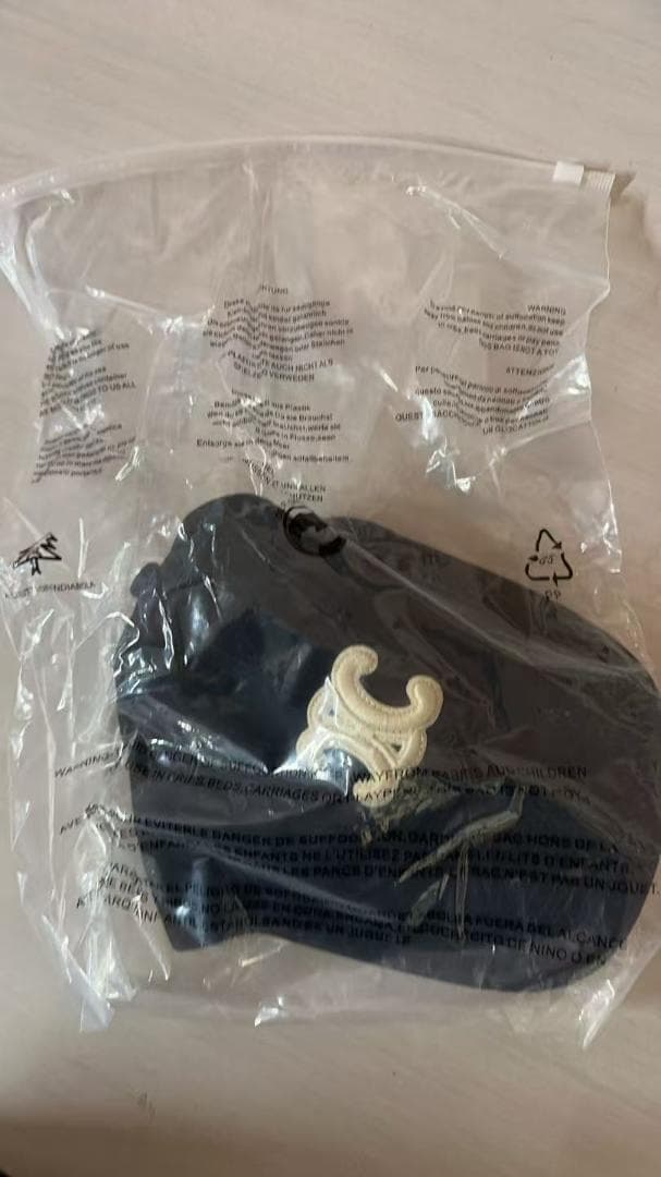 CELINE キャップ M 黒