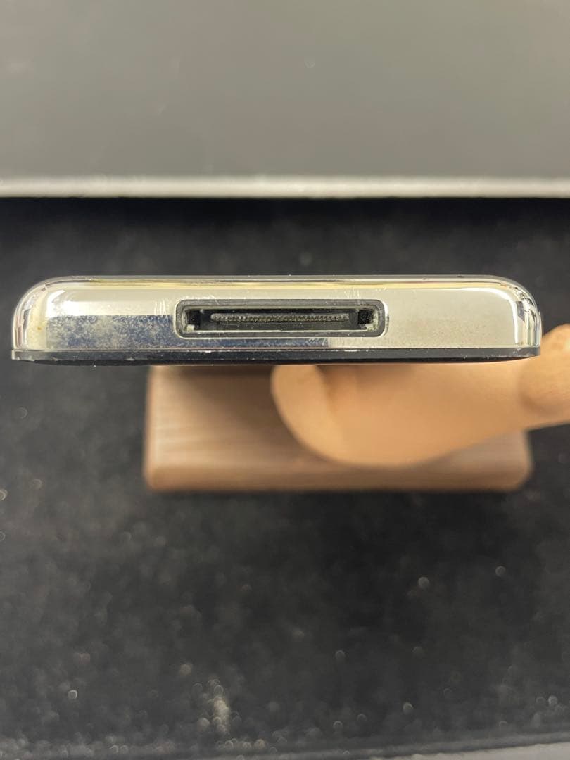 iPod クラシック80GB MB147J