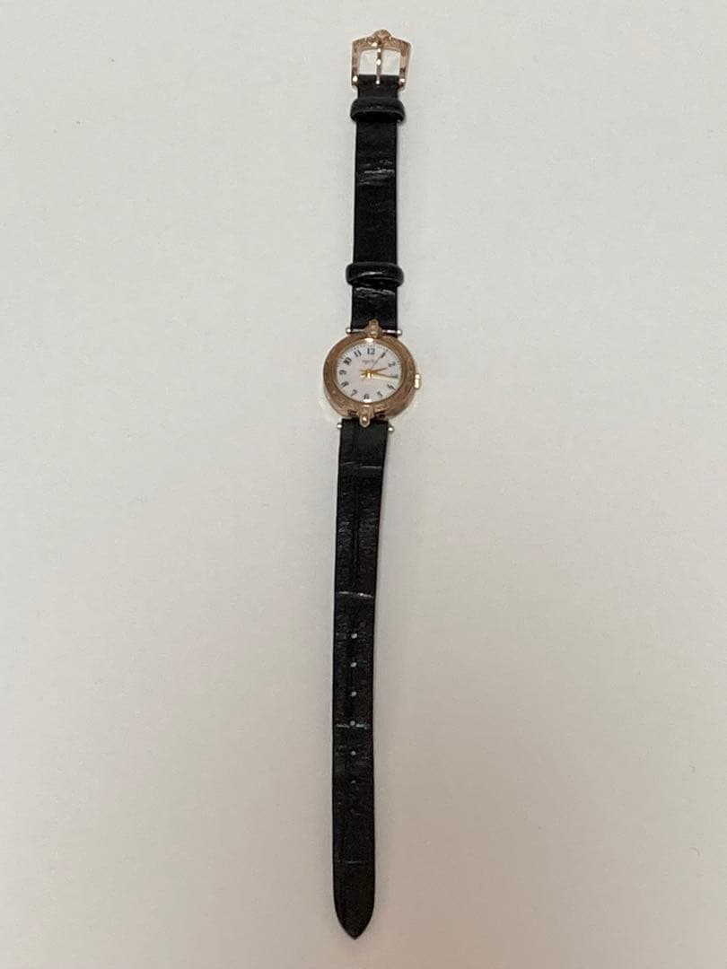 ミモザ ！アガット　agete ラウンドフェイス革ベルトウォッチ　時計