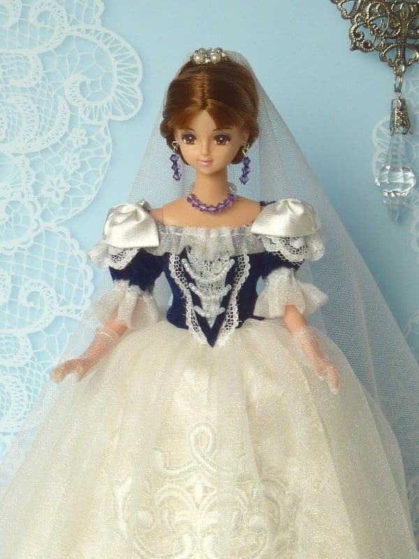 『ミュージカル♪エリザベート・私が踊る時』東宝版のドレス② トート閣下