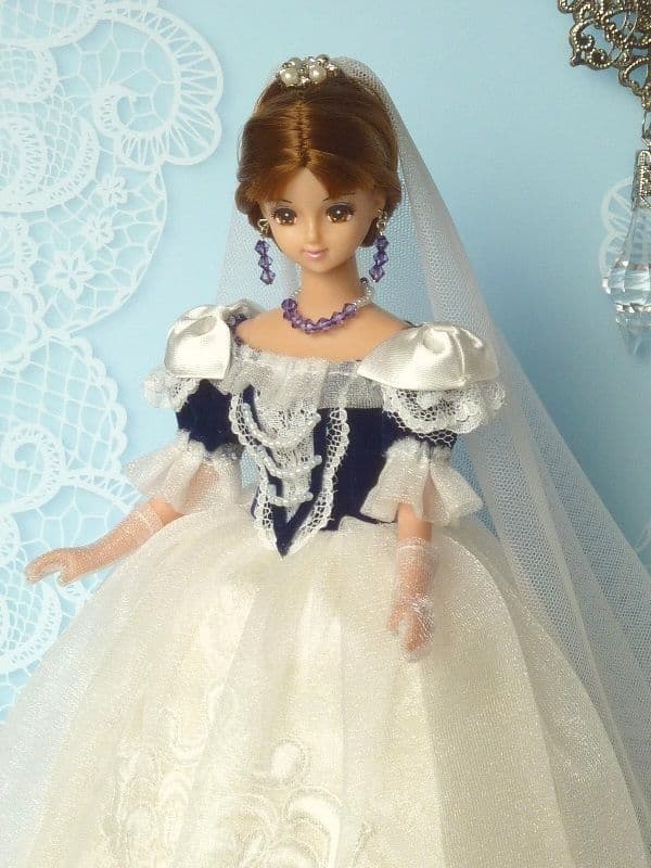 『ミュージカル♪エリザベート・私が踊る時』東宝版のドレス② トート閣下