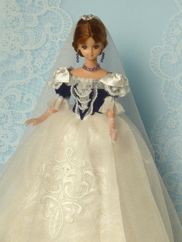 『ミュージカル♪エリザベート・私が踊る時』東宝版のドレス② トート閣下