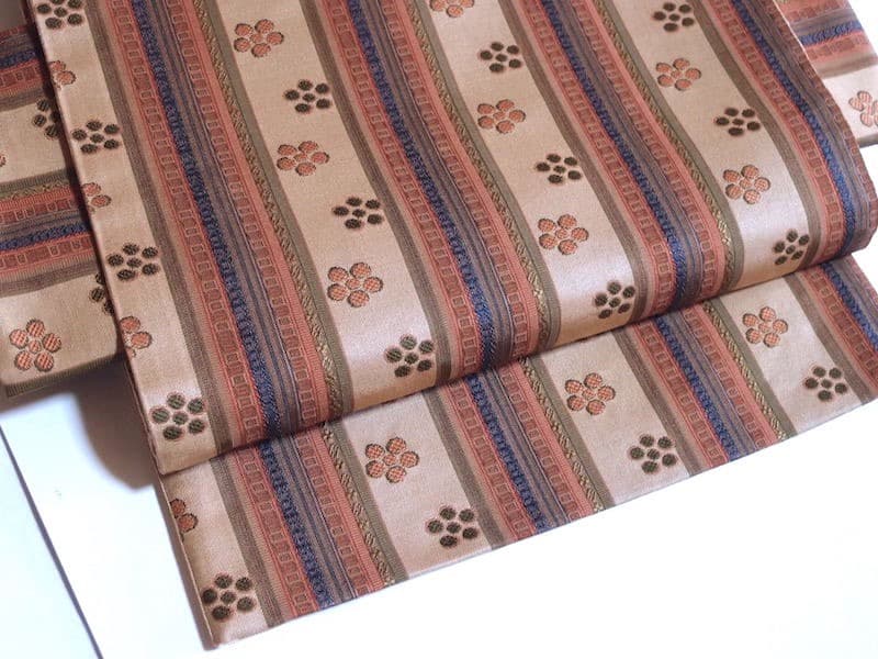 袋名古屋帯（縞に梅鉢文）長372　全通総柄　正絹美品