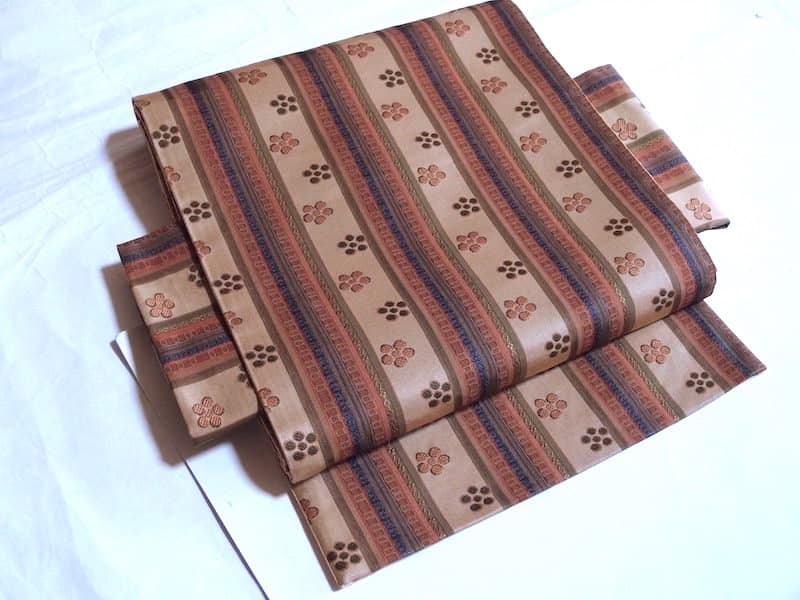 袋名古屋帯（縞に梅鉢文）長372　全通総柄　正絹美品