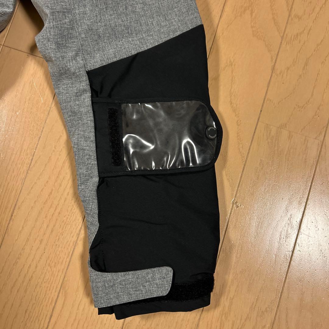 デサントDESCENTEメンズM上下　スキーウェア