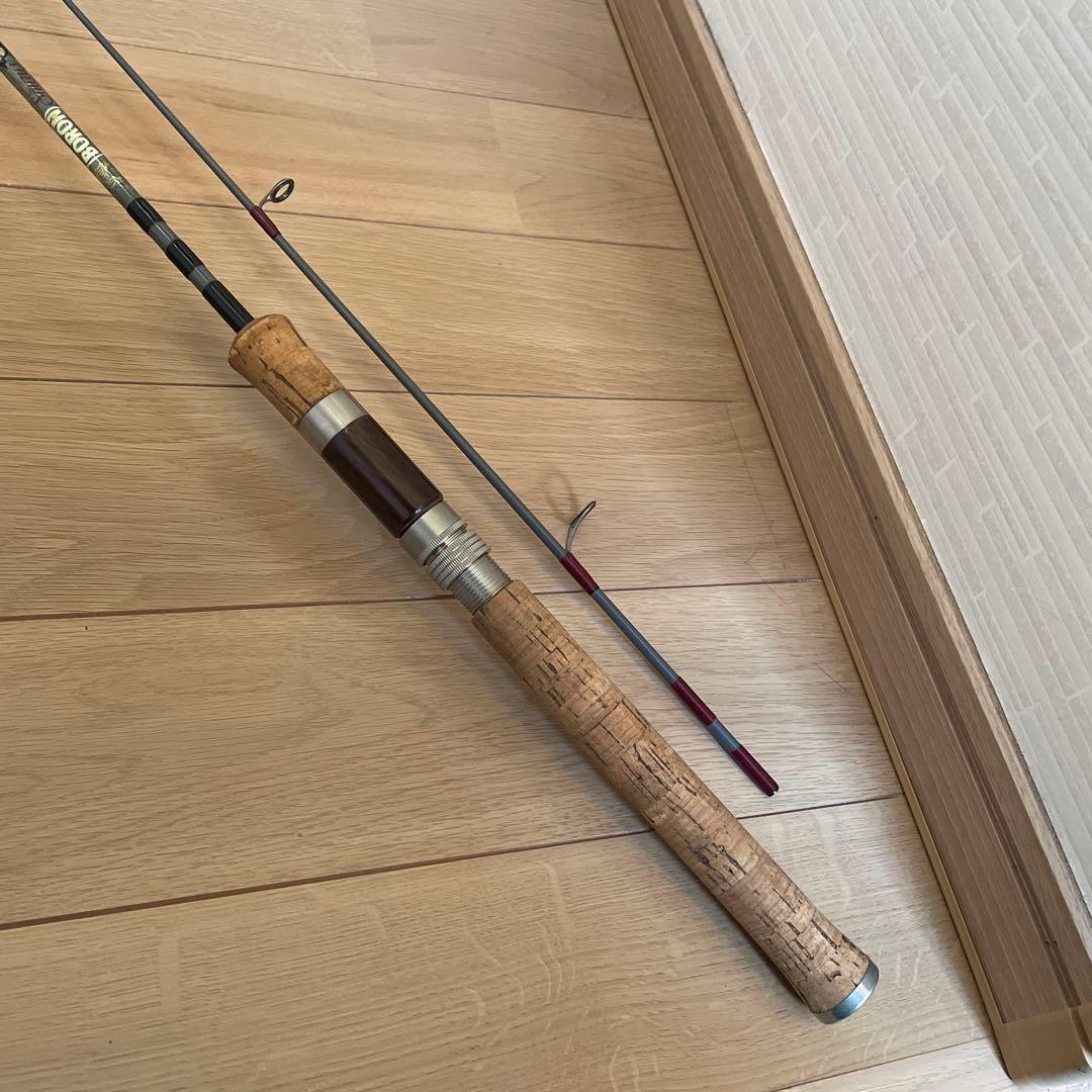 ザウルス　Saurus Trout Spin TS60LSーT オールド