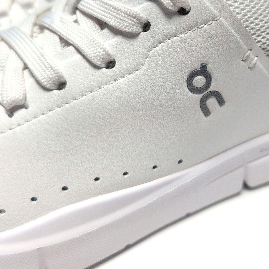 On THE ROGER Advantage 24.5cm レザースニーカー