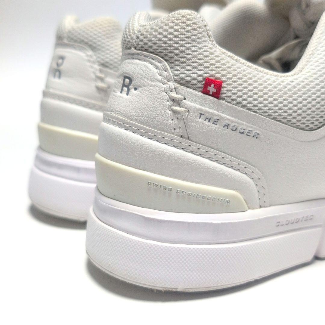 On THE ROGER Advantage 24.5cm レザースニーカー