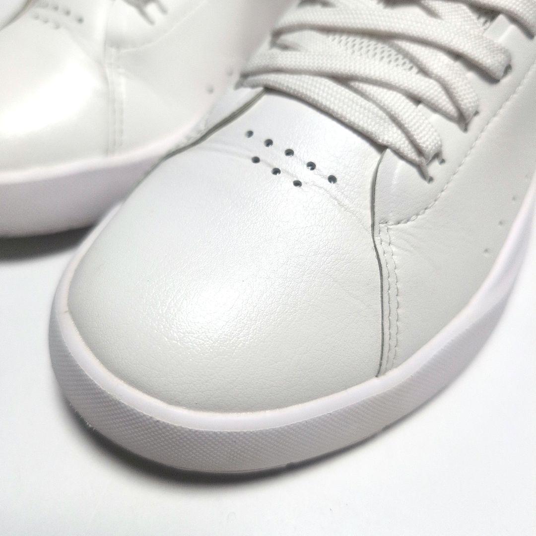 On THE ROGER Advantage 24.5cm レザースニーカー