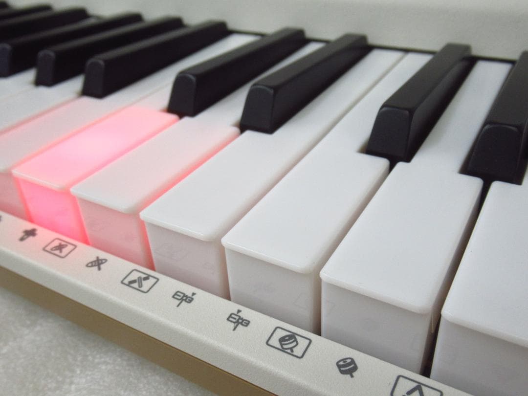 カシオ 電子キーボード カシオトーン DDV05 LK-526 動作美品