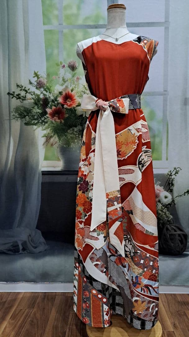 着物リメイク　ワンピース　ドレス　振袖　正絹　前後リバーシブル　ハンドメイド