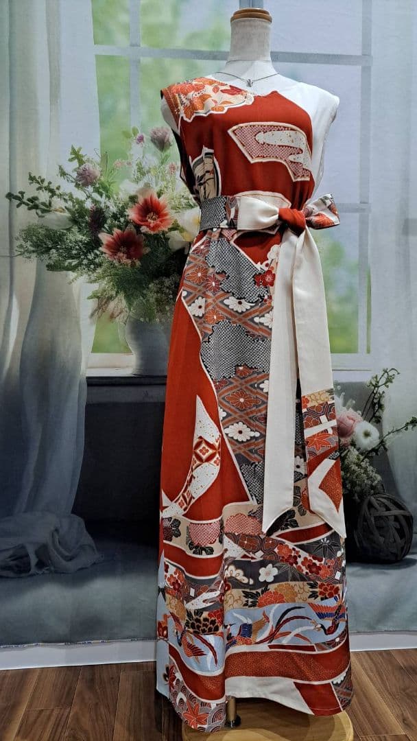着物リメイク　ワンピース　ドレス　振袖　正絹　前後リバーシブル　ハンドメイド