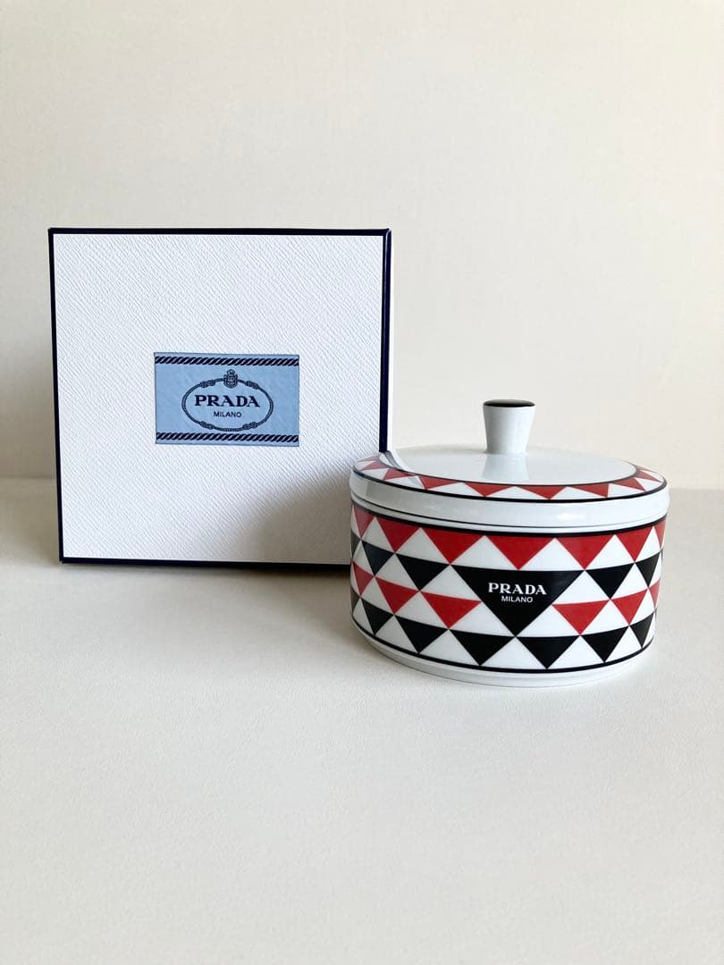 未使用 PRADA ポーセリン アクセサリー ジュエリー ケース 陶器