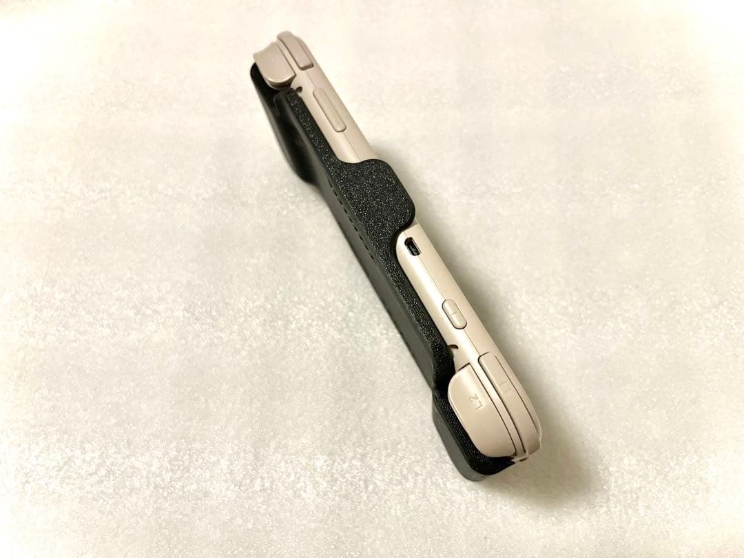 REROID Pocket 3+ 本体とグリップ・カバー