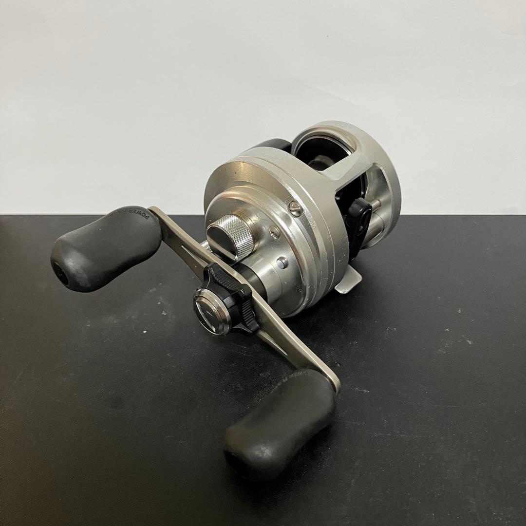 シマノ 12 カルカッタ 100 右ハンドル