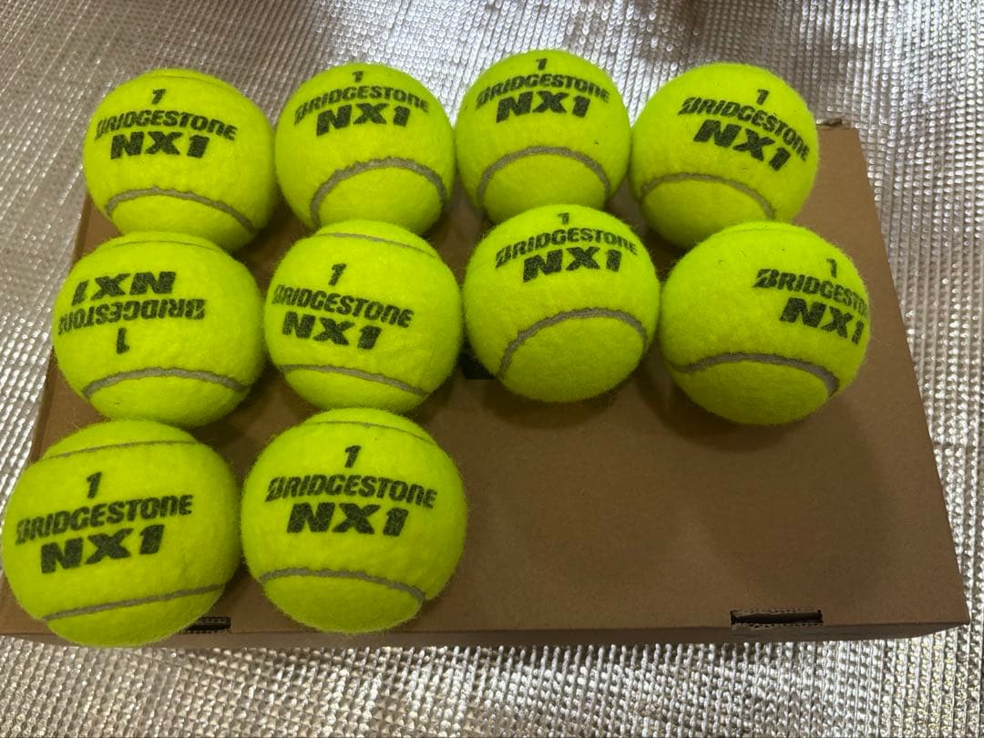 ミズノ　テニスシューズ　ウェーブエンフォースツアーOC 27センチ