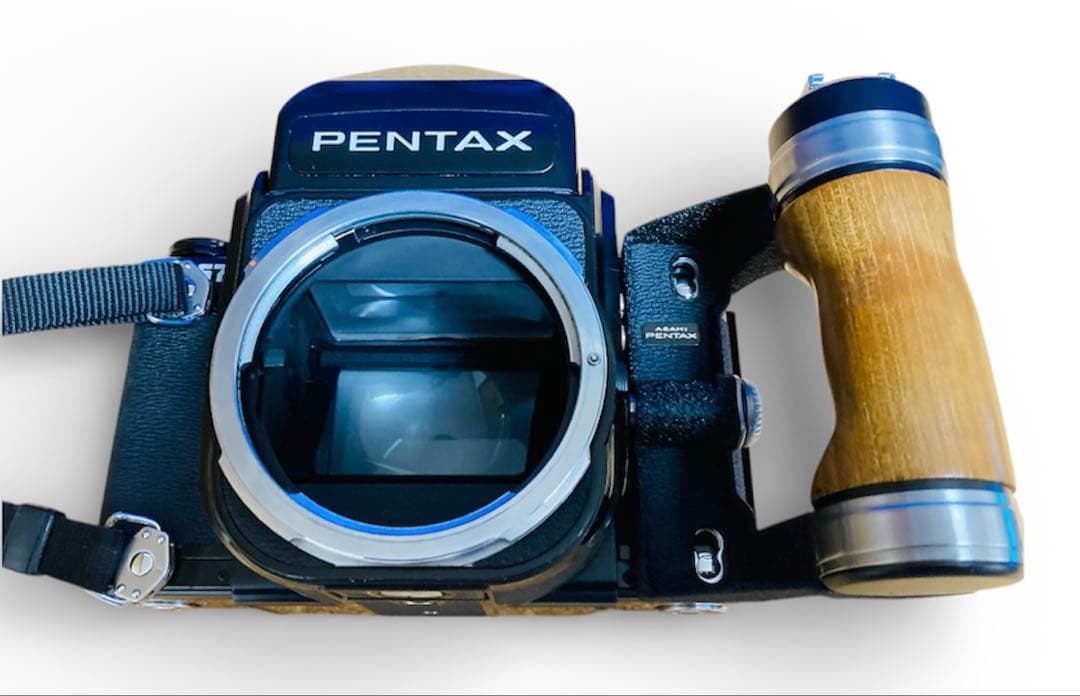 ペンタックス67 木製グリップ付き　レンズ105㎜f2.4 67マウント